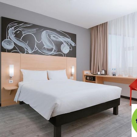 Ibis Moscow Oktyabrskoye Pole Hotel Luaran gambar